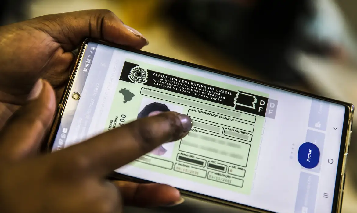 Contran amplia prazo e mantém CNH vencida válida até dezembro