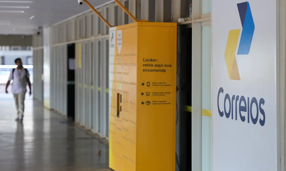 TST adia julgamento da greve dos Correios para quinta-feira