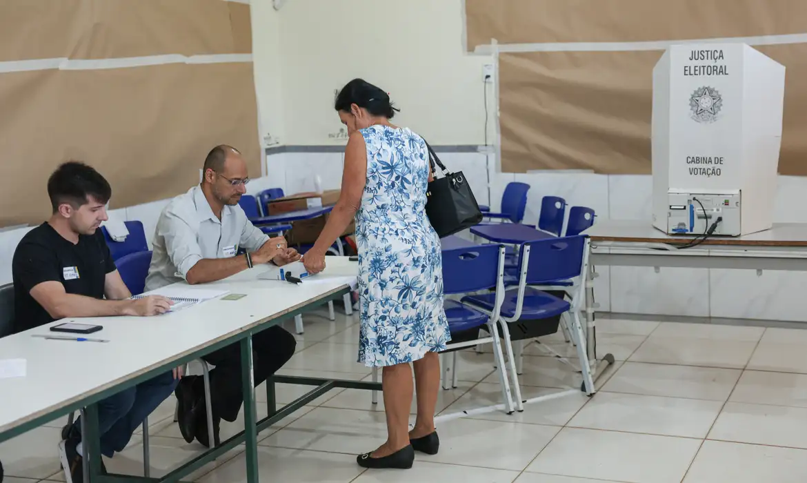 Eleição para governador terá nova votação em sete regiões do país
