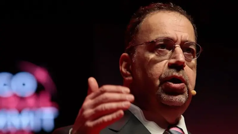 Acemoglu aponta eleição brasileira como decisiva para o mundo e critica legado do PT