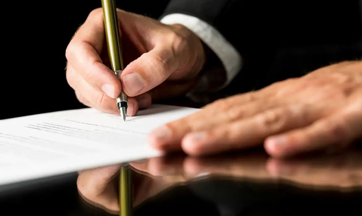 União estável sem registro em cartório: veja como comprovar a relação e participar do inventário