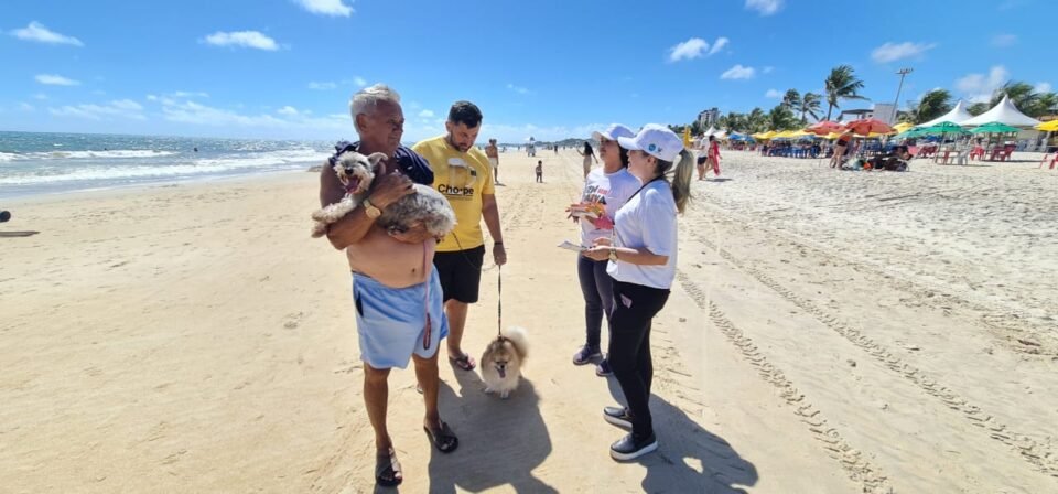 Conheça os detalhes sobre circulação de pets na praia. Fotografia de: Ney Douglas.