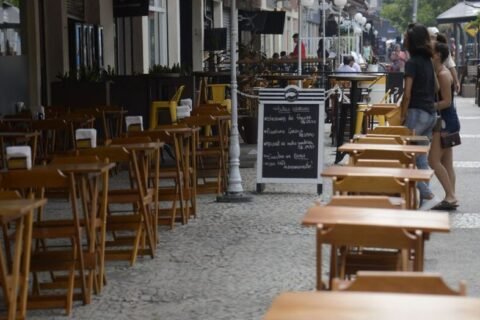 Parnamirim regulamenta funcionamento de bares e afins até o Carnaval 2024. Foto: Agência Brasil.