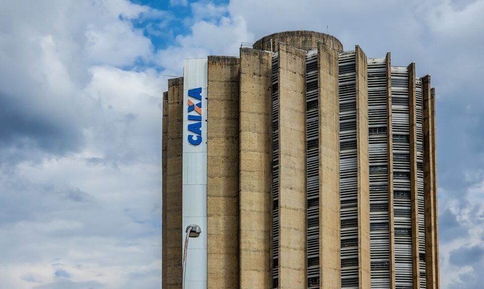 Caixa anuncia concurso público com mais de 4 mil vagas no país. Fotografia de: Rafa Neddermeyer/Agência Brasil.