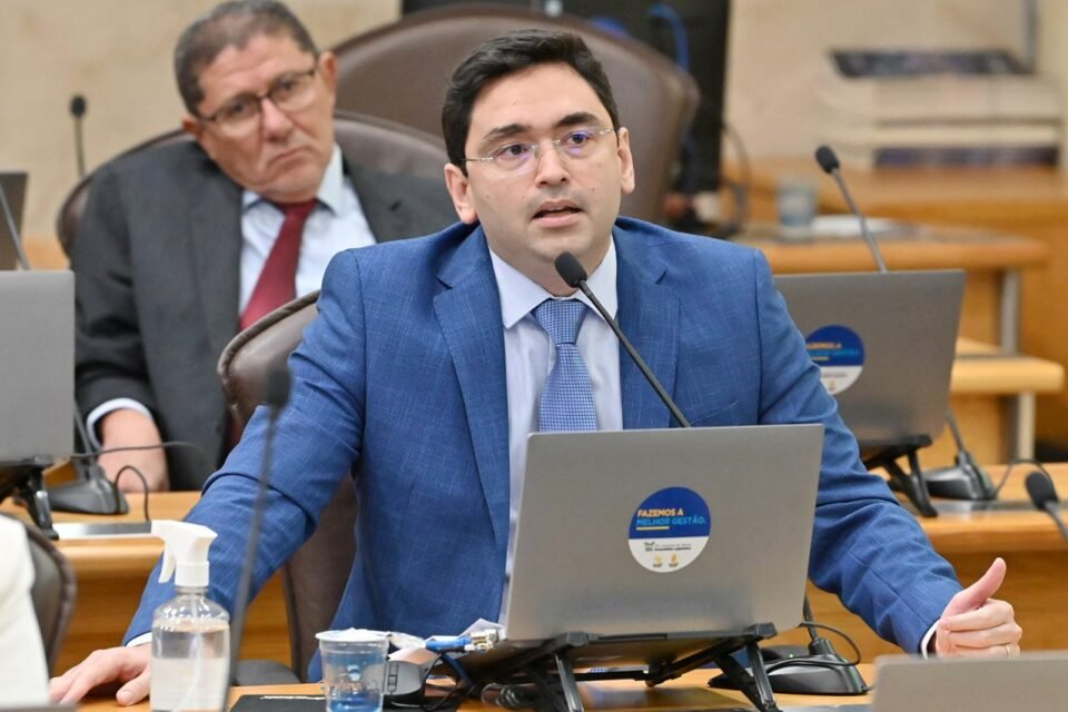 Lei no RN permite pagar IPVA, licenciamento e multas durante blitz, evitando apreensão de veículos e facilitando a regularização imediata.