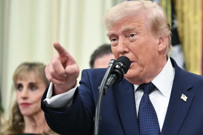 Coca-Cola e Tesla pedem que Trump recue de tarifas a produtos brasileiros - (crédito: AFP)